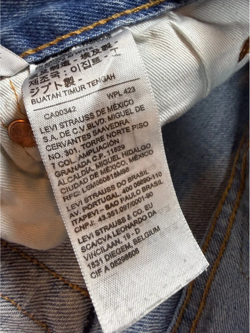 Levi’s Premium 501 ‘93 Straight-leg jeans